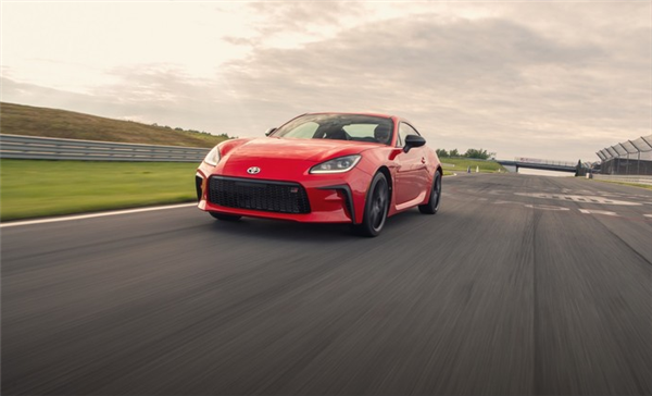 豐田86總工程師:豐田會購買世界上幾乎所有車型拆解研究