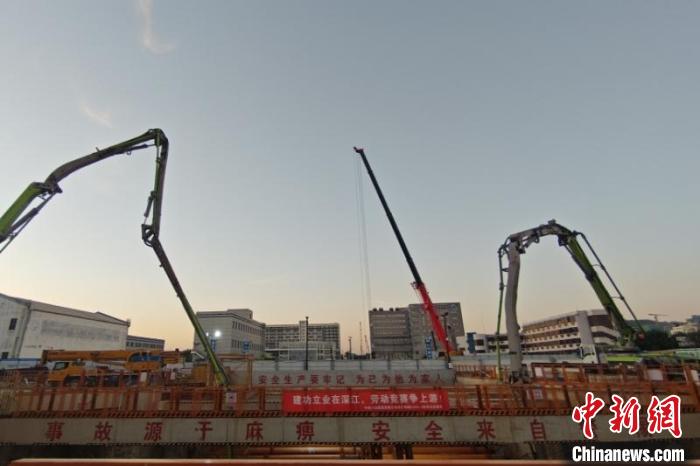 深江鐵路深莞隧道3-1盾構(gòu)始發(fā)井封底