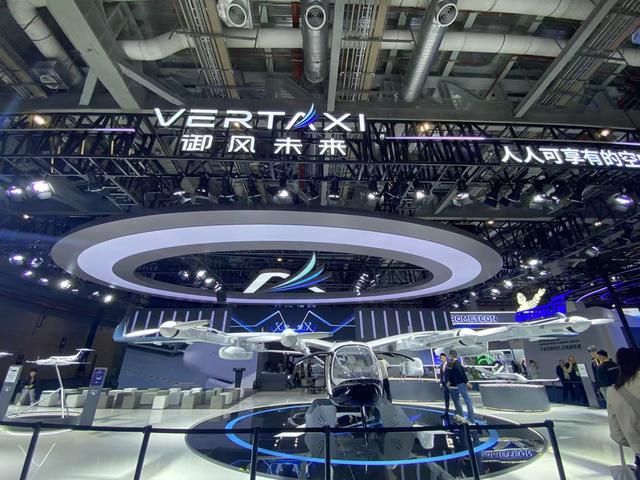 圖:御風(fēng)未來(lái)M1 eVTOL載人真機(jī);來(lái)源:《科創(chuàng)板日?qǐng)?bào)》記者攝
