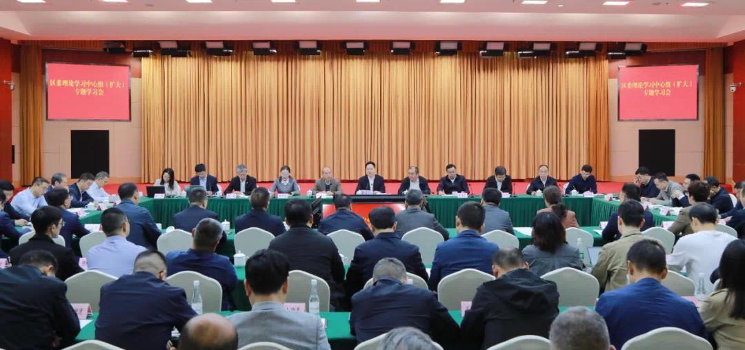 梁平區(qū)委書記錢建超:培育發(fā)展“低空+物流”“低空+文旅”等低