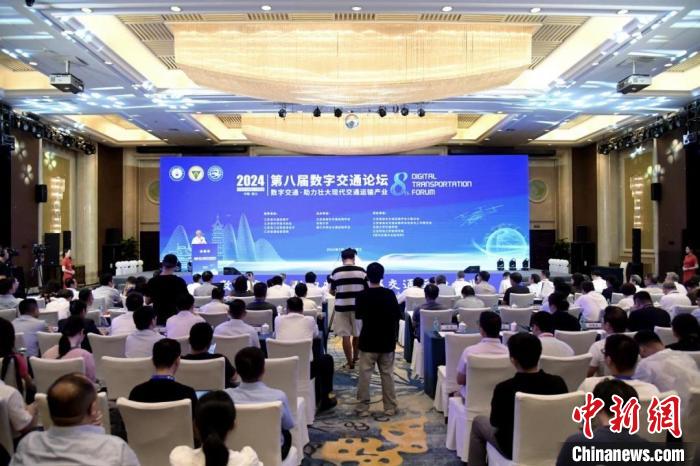 專家學(xué)者江蘇鎮(zhèn)江共話低空經(jīng)濟(jì)如何“高飛”