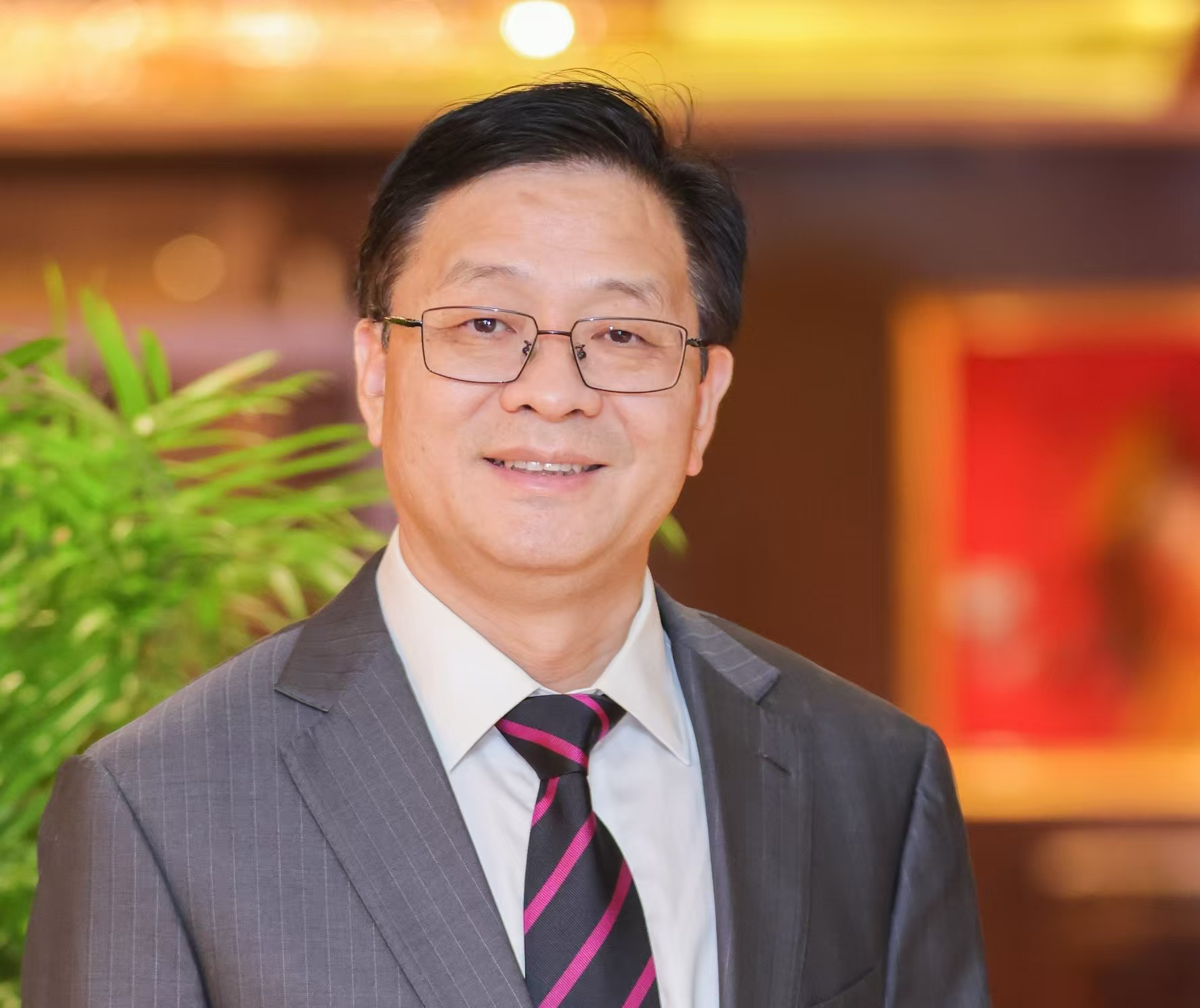 低空經(jīng)濟(jì)報(bào)2024:羅軍:我國已成為全球無人機(jī)最大市場(chǎng),2030年低空經(jīng)濟(jì)有望突