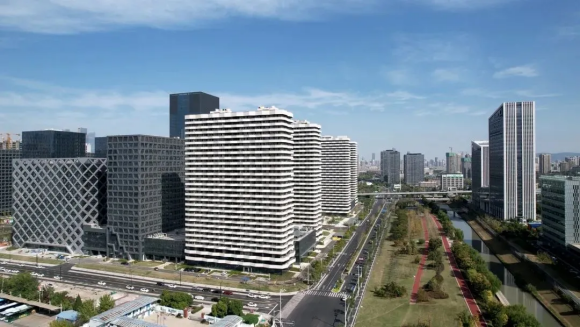 低空經(jīng)濟(jì)報2025： 發(fā)揮數(shù)據(jù)要素乘數(shù)效應(yīng) 南京建鄴成績亮眼