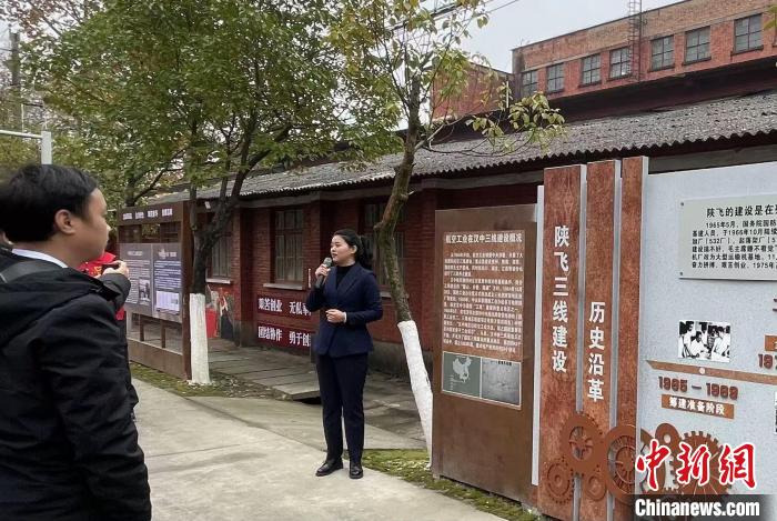 2025： 中國預警機“空警-500”為何被稱為“空中帥府”？