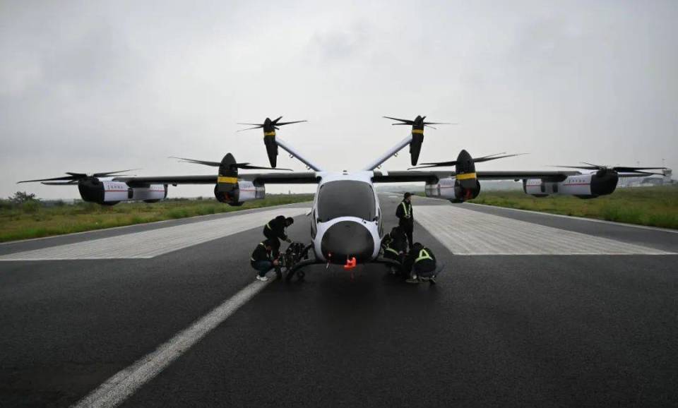 低空經濟報2025： 萬億低空經濟蓄勢起飛 成都入選eVTOL試點城市｜成都發展