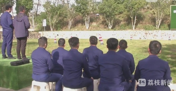 低空經濟網2025： 低空經濟催生“學飛”熱！南京駕校首開無人機駕駛培訓