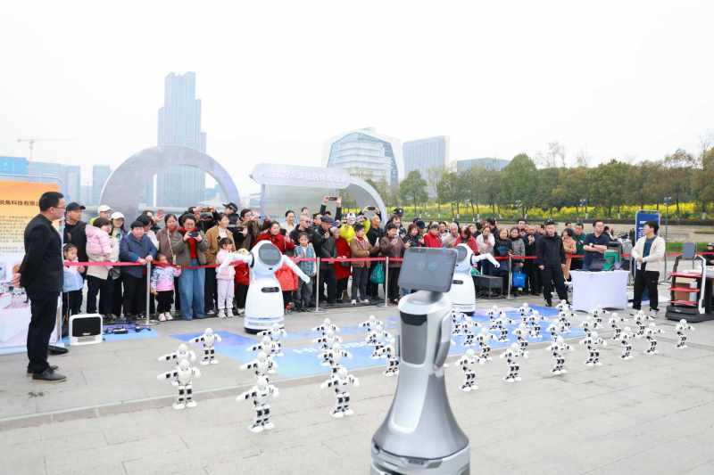 西部首個!成都高新區新川之心機器人公園正式開園