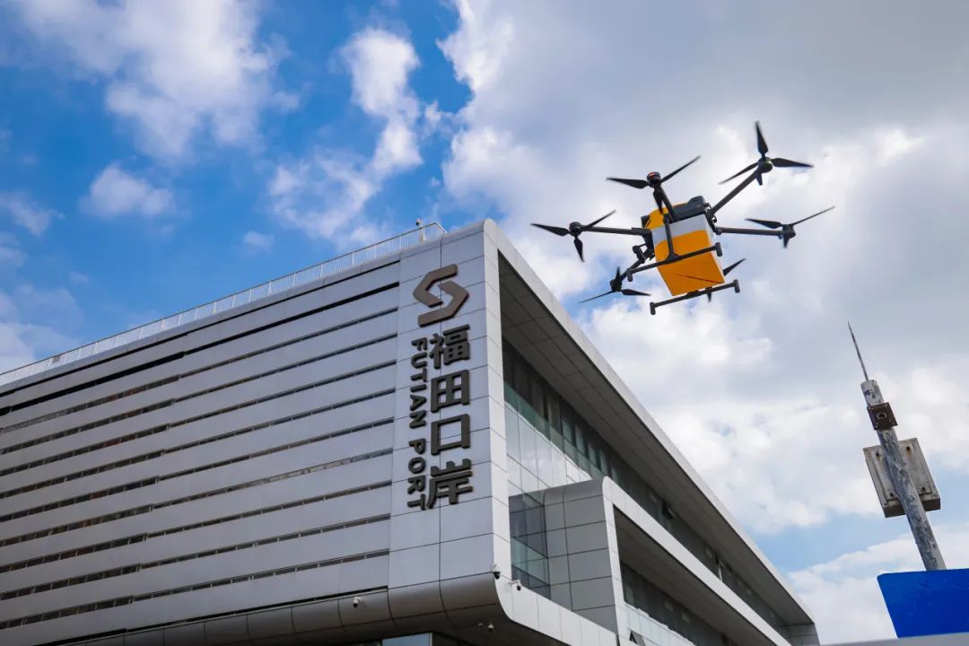 多地競逐低空經(jīng)濟!離地1000米,誰在“領(lǐng)飛”?