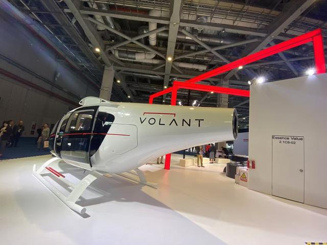 圖:沃蘭特VE25-100全真1:1機(jī)艙;來源:《科創(chuàng)板日報》記者攝