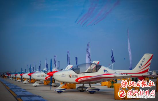 ▲ 航展現場,山河SA60L“阿若拉”飛機(資料圖) 企業(yè)供圖