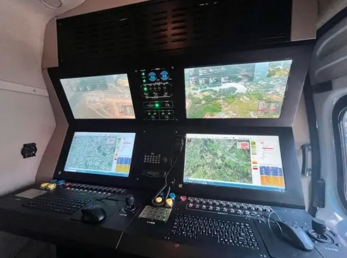 濟(jì)南低空經(jīng)濟(jì)發(fā)展集團(tuán)成立,推動(dòng)低空經(jīng)濟(jì)騰飛!(圖2) 濟(jì)南低空經(jīng)濟(jì)發(fā)展集團(tuán)成立,推動(dòng)低空經(jīng)濟(jì)騰飛!(圖2)