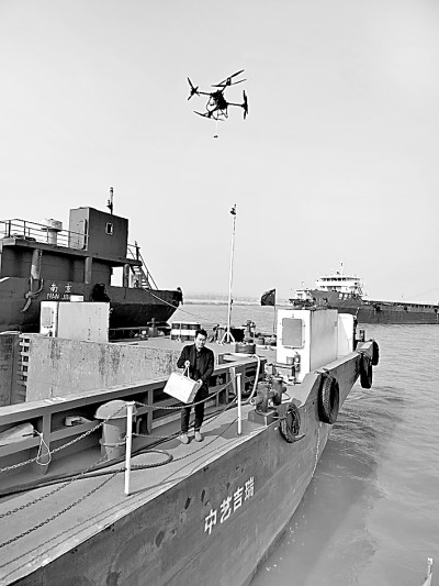 低空經濟:如何“飛”得更遠 低空經濟:如何“飛”得更遠